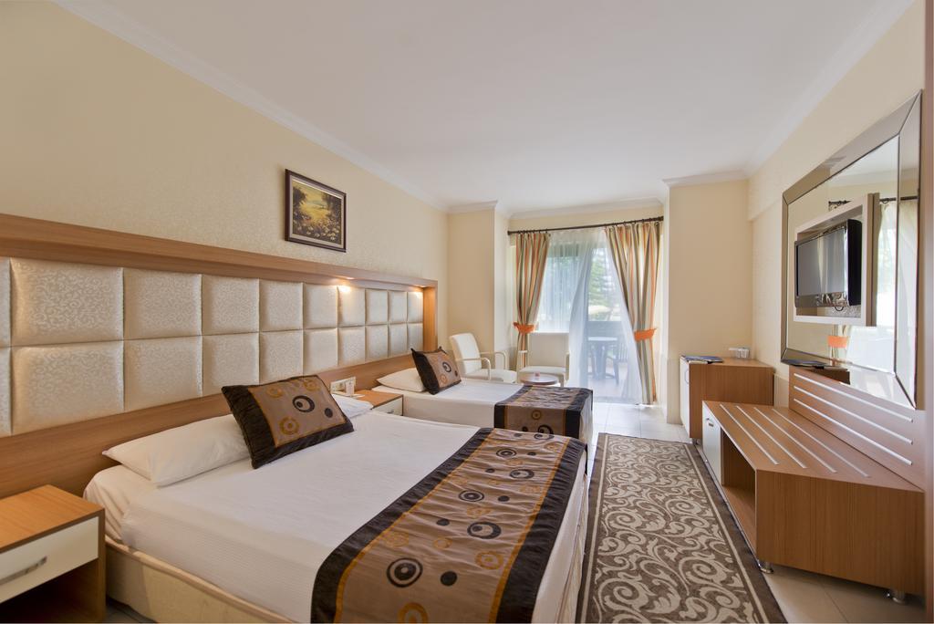 Oz Hotels Incekum Beach Resort & Spa Hotel Okurcalar Esterno foto