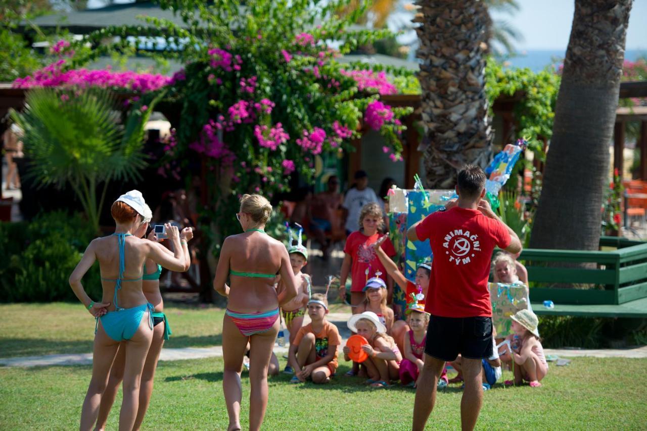 Oz Hotels Incekum Beach Resort & Spa Hotel Okurcalar Esterno foto
